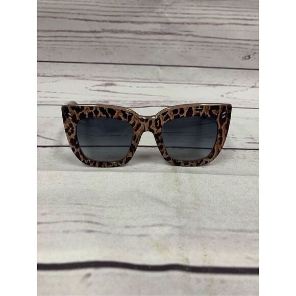 STELLA McCartney Stella Essentials Sunglasses SC0033S - Picture 1 of 8